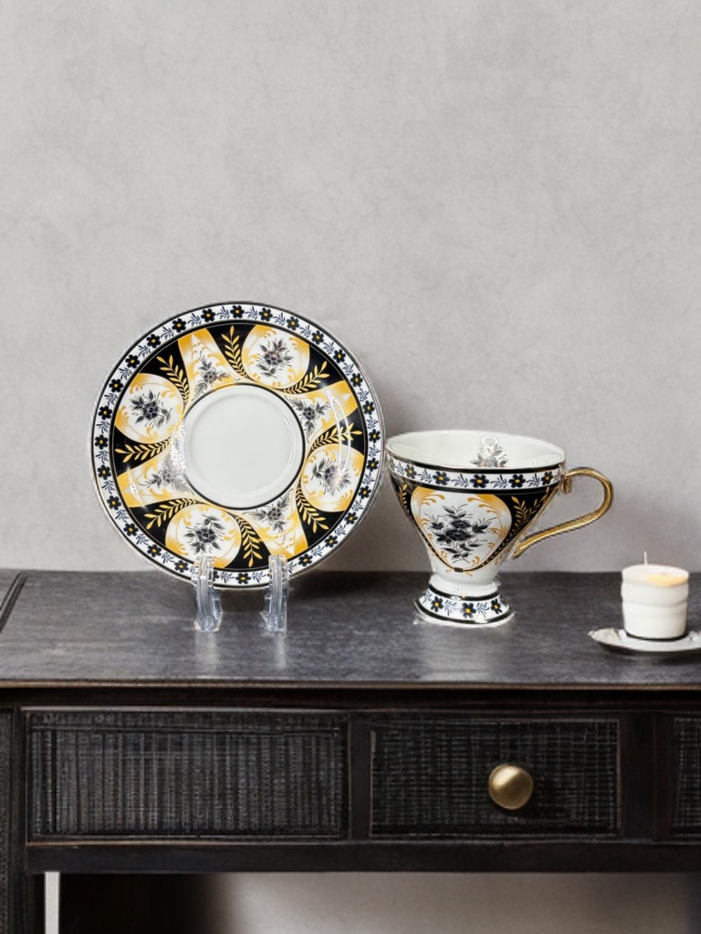 Grace's Teaware fine porcelain teacup and saucer set.